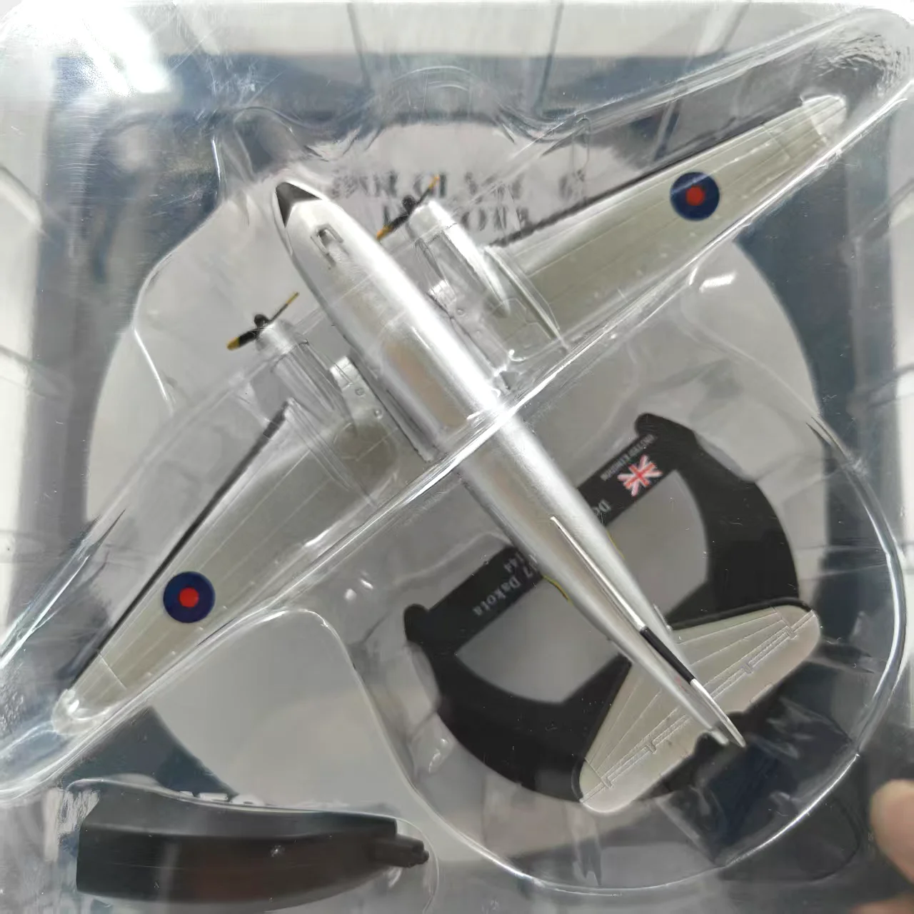 دييكاست 1/144 مقياس الحرب العالمية الثانية القوات الجوية البريطانية C47 النقل سبيكة نموذج طائرة تحصيل لعبة هدية تذكارية العرض #6