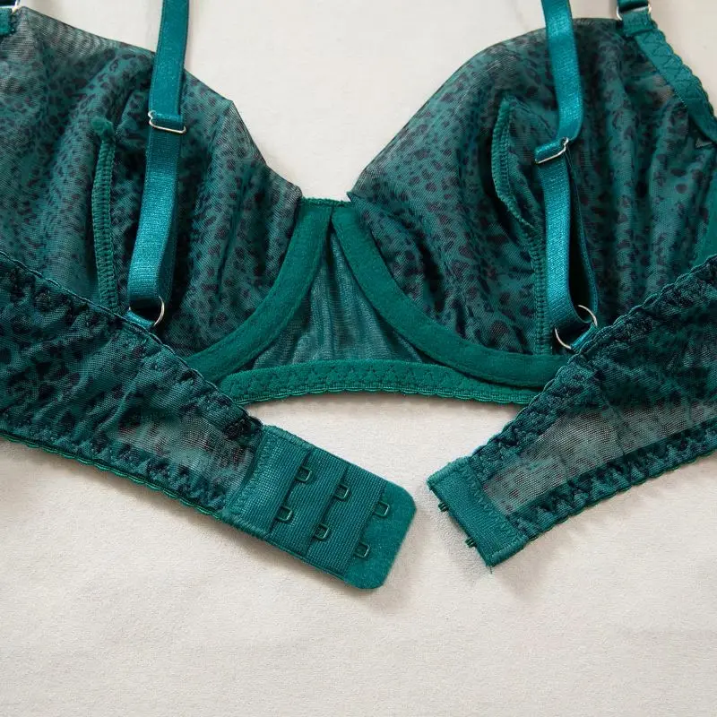 Conjunto de Lingerie Feminina 2 Peças: Sutiã Delicado com Aro de Aço e Calcinha Ultrafina de Tule Respirável com Efeito Push-Up