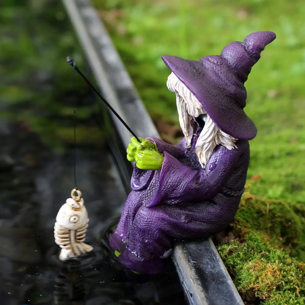 Micro Landscape Resin Halloween Witch Skeleton Fishing Statue for Outdoor Patio Lawn Yard, Horror Garden Decoration