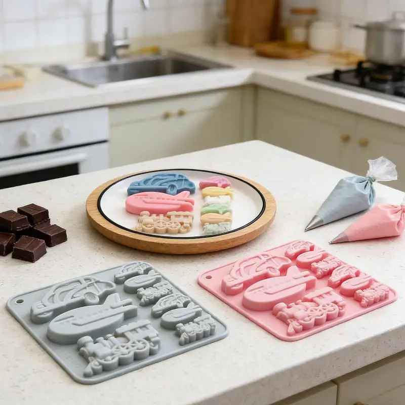 New Chocolate Silicone Molds 3D Vintage Car Train Airplane DIY Silicone Fondant Cake Mold Tray Baking Tools For Candy Mousse