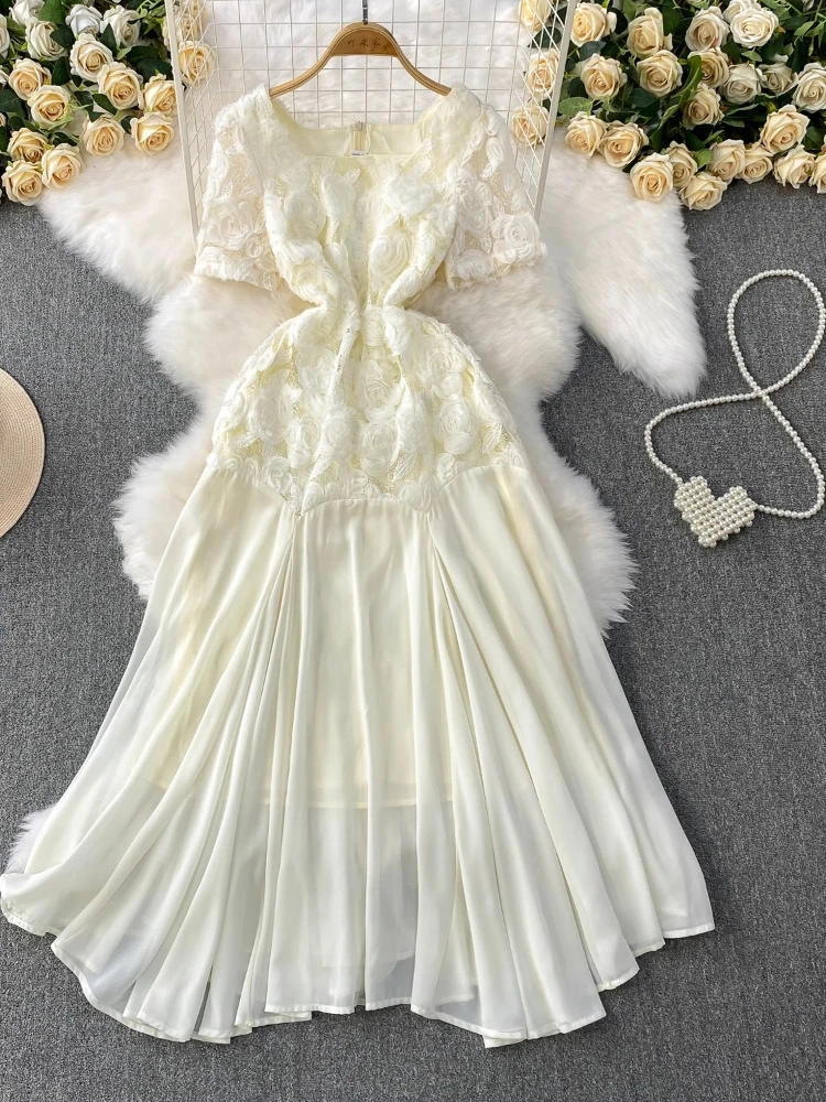 

French Elegant Dress Three Dimensional Flowers Patchwork Short Sleeve Dresses Solid Color Summer Design Women's Clothing 2025
