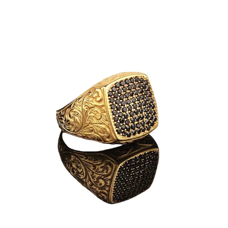 New European and American retro style electroplated inlaid craftsmanship, domineering and personalized men's ring