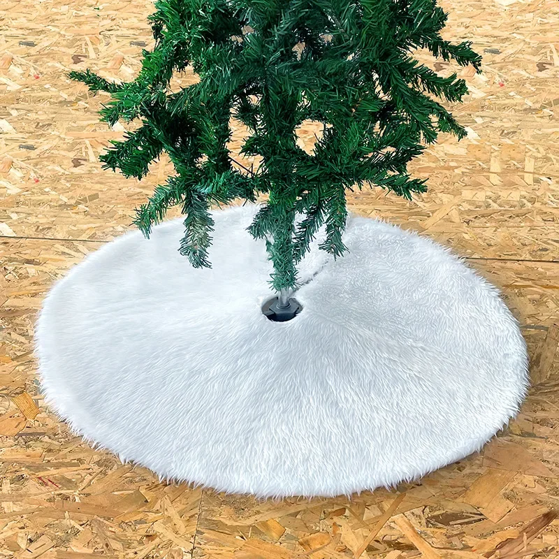 

Christmas Tree Skirt Decorated with Pure White Drooping Rabbit Fur Plus Velvet Christmas Tree Skirt Long Fur Tree Skirt Group