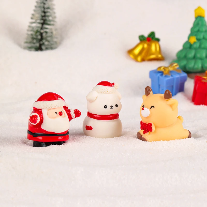 Creative Fashion Christmas Snowman Santa Miniatures Figures Cute Cartoon Micro Ornaments DIY Home Decoration Accessories Gifts