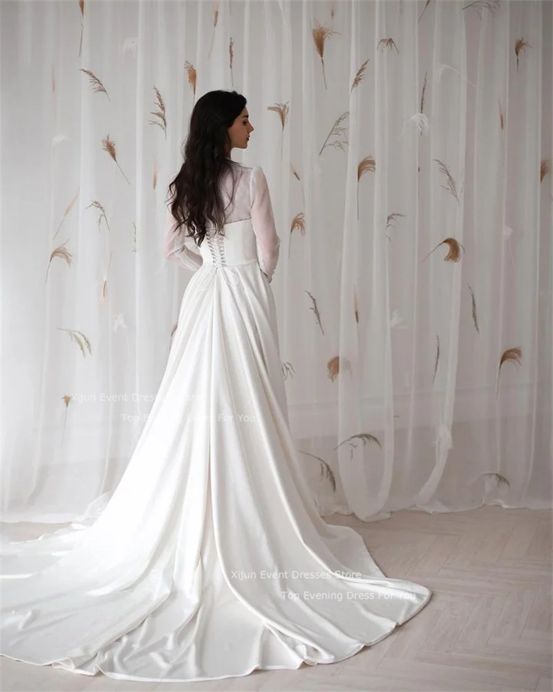 Xijun White Elegnat Mermaid Wedding Dresses V-Neck Long Sleeves Bridal Gowns Formal Prom Gowns Beach Wedding Gowns 2023 Women