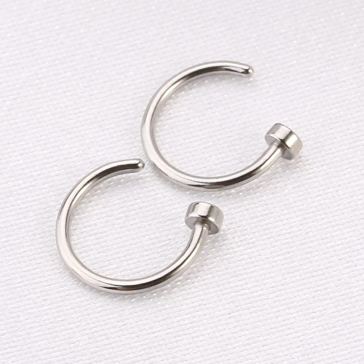 

2 Pcs Titanium Steel Nose Hoop for Men Piercing Surgical Jewelry Man