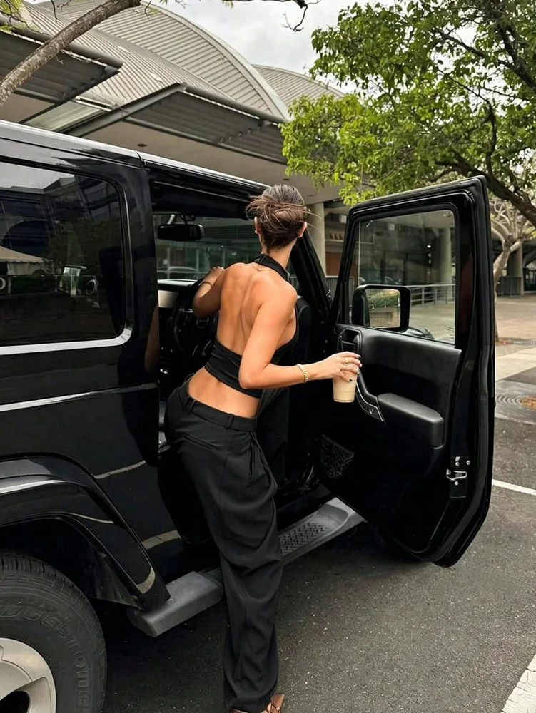 2026 Sommer Neuerscheinung: Europäischer & Amerikanischer Y2K-Style Sexy Rückenfreier Neckholder Ärmelloses Strick-Tanktop für Damen – Modisch – Detail 12
