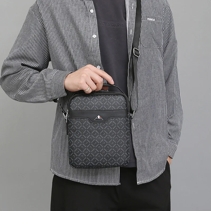 Bolso de diseñador de lujo para hombre, bandolera de cuero, de marca