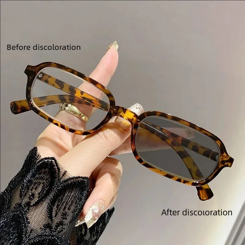 Bedruckte Myopie-Brille, lichtempfindlicher Farbwechsel, heißer Stil, hochauflösende Anti-Blaulicht-Myopie-Brille 9647-1 – Detail 8