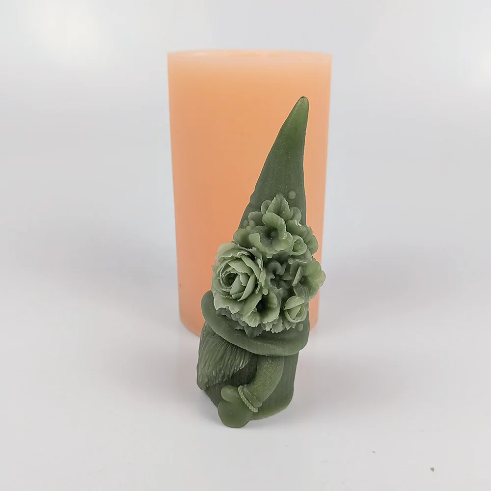 An Old Man With A Tall Hat Flowers And A Long Beard Candle Mold Silicone 3D Moulds Soap Molds Wedding Birthday Christmas DW0511