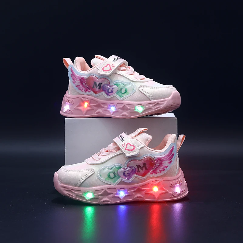 MGO Spring Autumn Children's Glowing Shoes Girls Flashing Shoes with Wings New Seasonal Lighting Pr Children's Footwear
