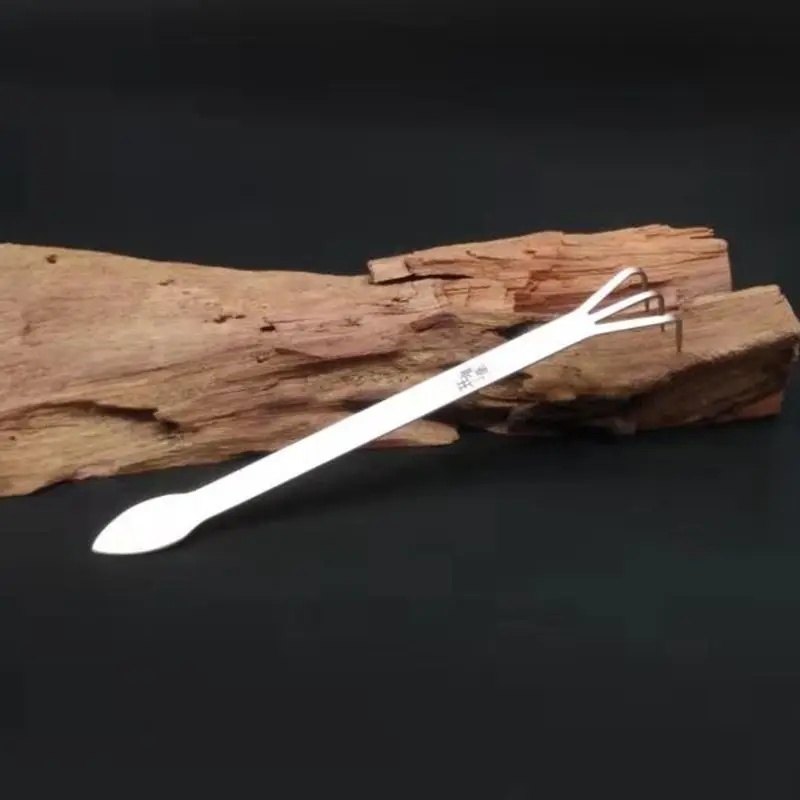 2022 New Multifunctional Stainless Steel Gardening Rake Bonsai Root Loosen Soil Spatula