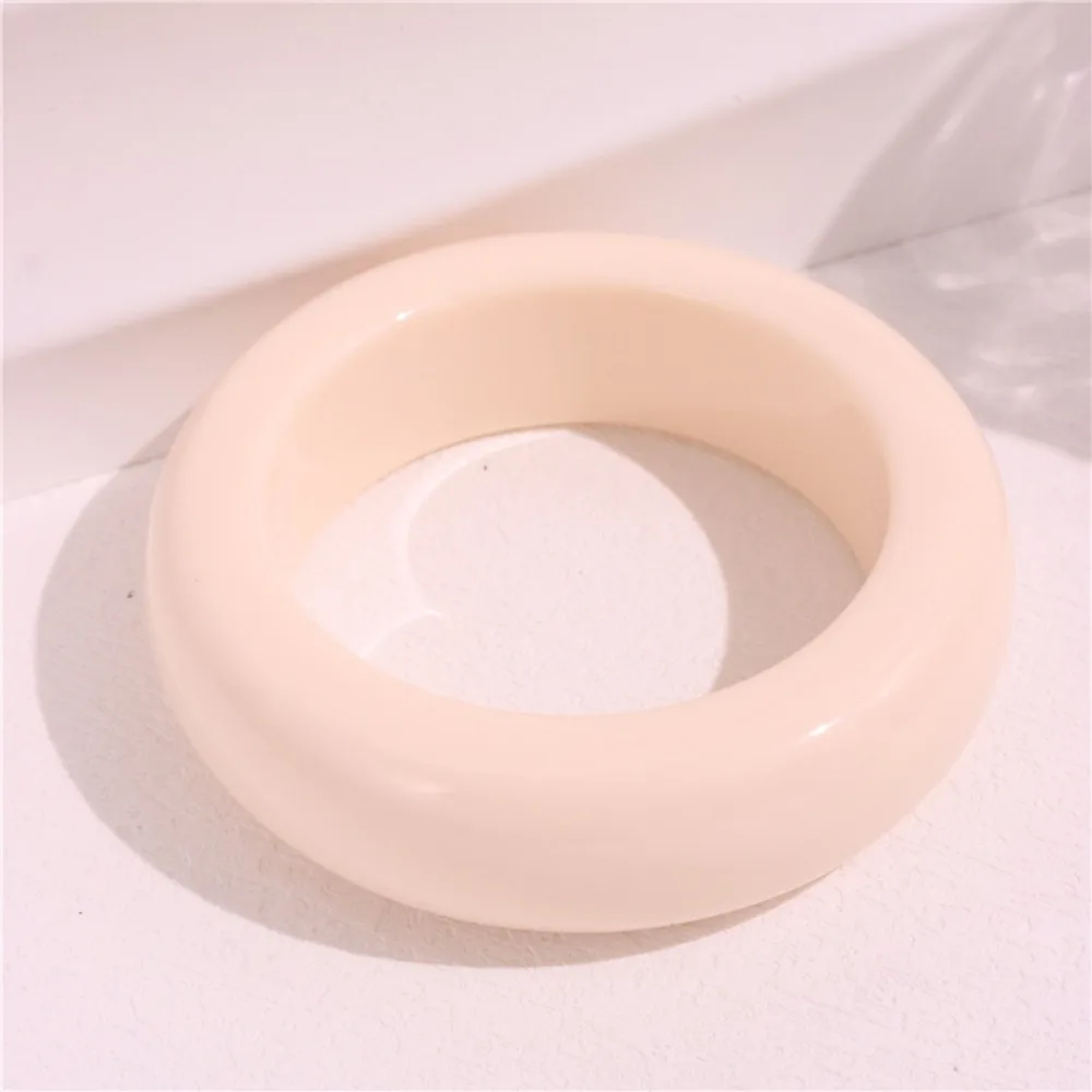 Simple Vintage Acrylic Bangle Exaggerated Smudging Wide Bracelet Resin Europe American Style Retro Hand Ring Decoration