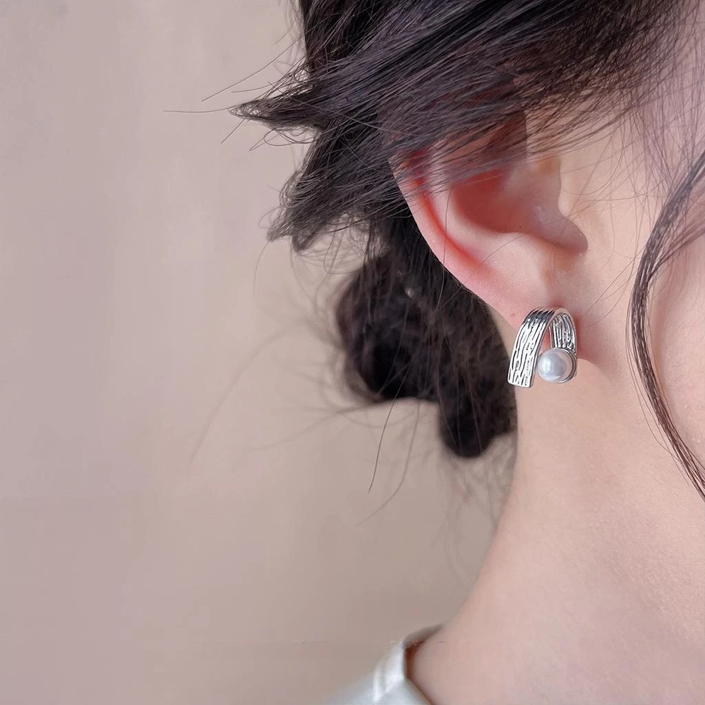 Vintage Textured U-Shaped Pearl Earrings for Women Silver Color Arc Hoop Earrings Minimalist Designer Jewelry Gifts