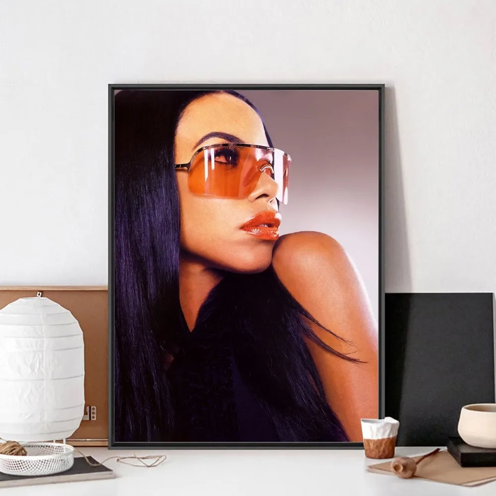 Singer Aaliyah Actress Poster No Framed Poster Kraft Club Bar Paper Vintage Poster Wall Art Painting Bedroom Study Stickers