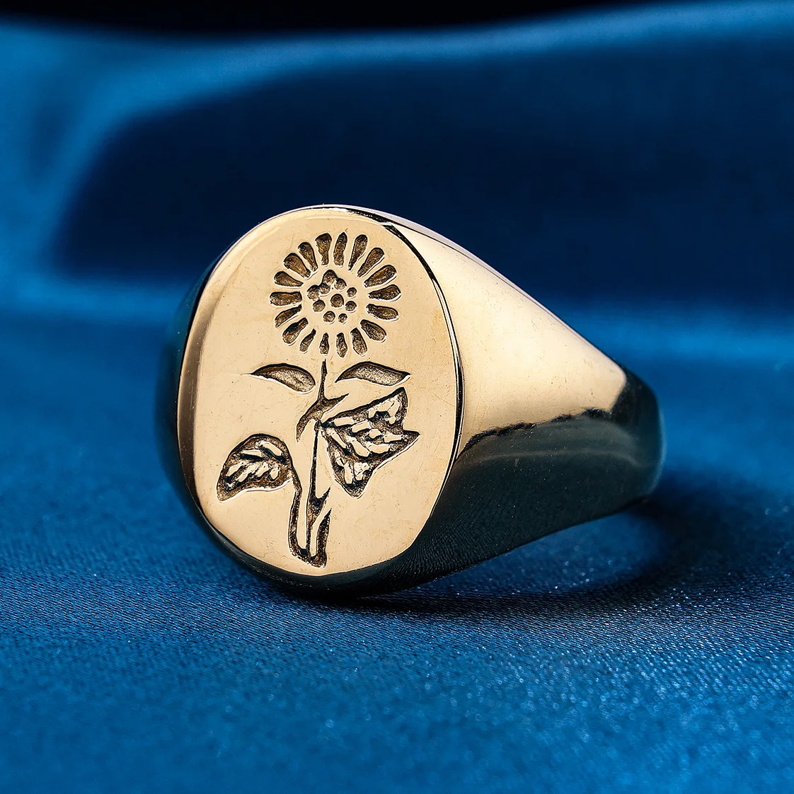 Sunflower Jewelry PVD Gold Plated Wedding Promise Ring Custom Sunflower Signet Stainless Steel Engraved Ring