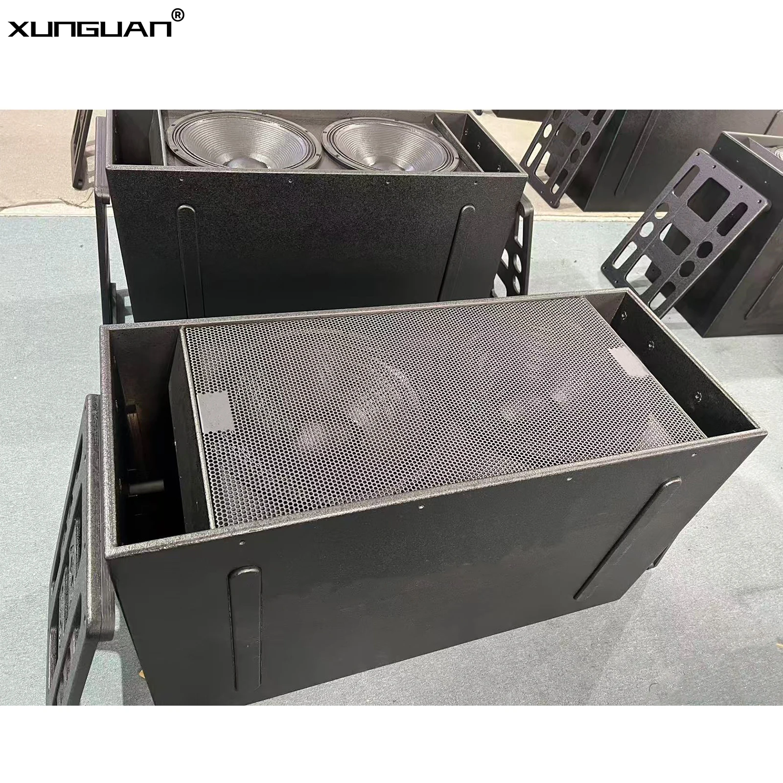 RS18 Dual 18 Zoll Hochleistungs-1600W-Subwoofer Professionelles Passives Audio-Lautsprechersystem 220mm Magnet 100mm V/C für Hochzeiten, Bühnen