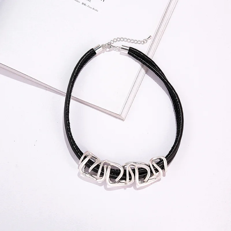 Intertwined Multi Loop Short Choker Statement Collar Chunky Swirl Pendant Neckwear Elegant Daily Fashion Accent Accessories