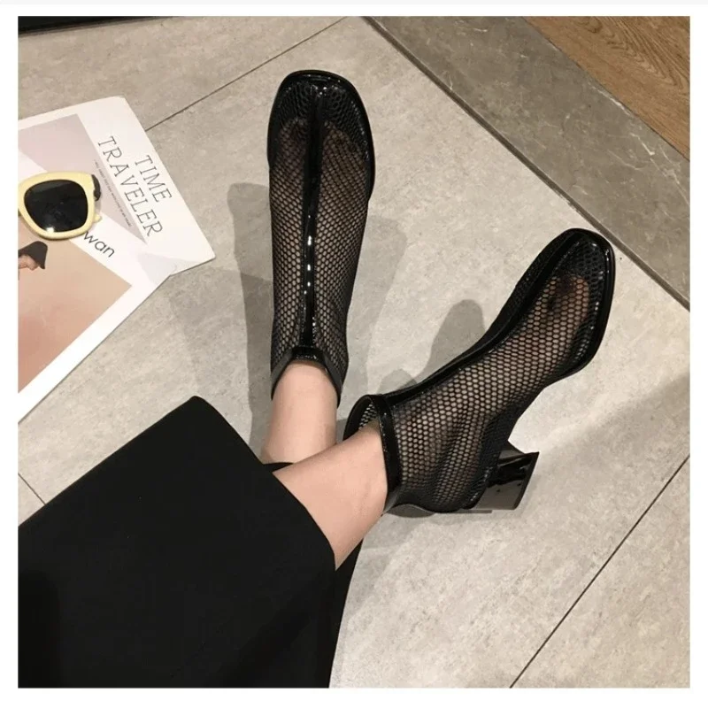 2024 nuova estate caviglia Mesh scarpe traspiranti donna Cool Hollow sandali con tacco medio stivaletti moda Sexy sandali da donna