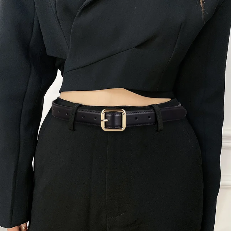 Ceinture en cuir véritable pour femme, nouvelle collection Célébrité Internet même style. Mode rétro. Décoratif polyvalent. Pour Jeans, Jeans