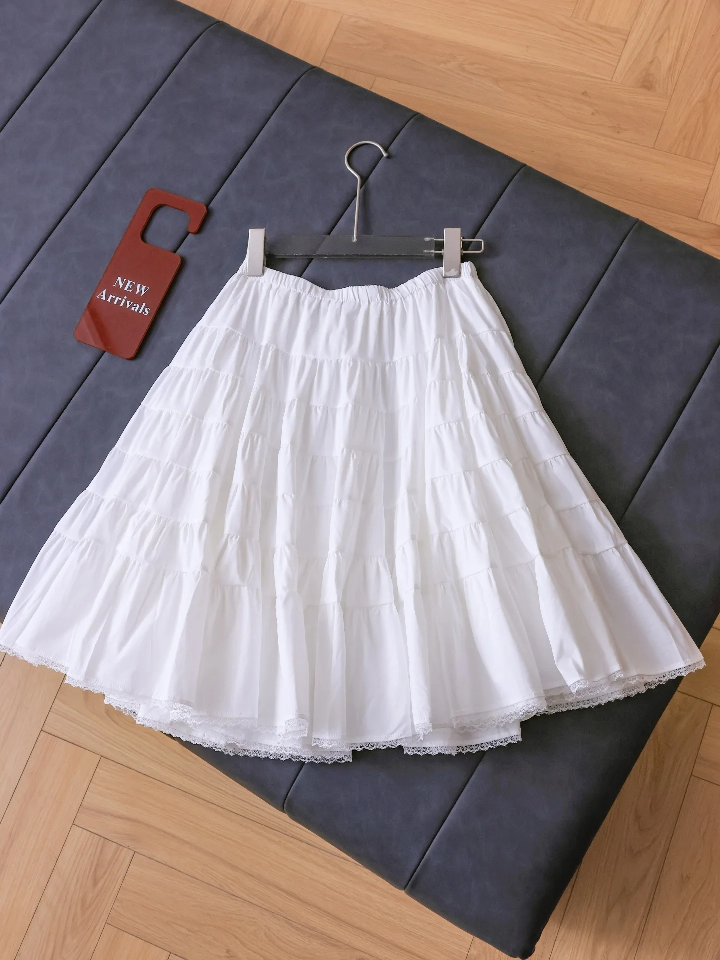 

Sweet Gored Skirt Elastic Waist Pure Color Lace Trim Splicing A-Line Half-length Umbrella Skirt for Young Girls Cotton Material