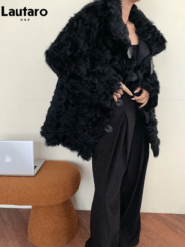 

Lautaro Autumn Winter Thick Warm Hairy Shaggy Faux Sheepskin Coat Women Loose Casual Luxury Fluffy Fuzzy Fake Fur Jacket 2026
