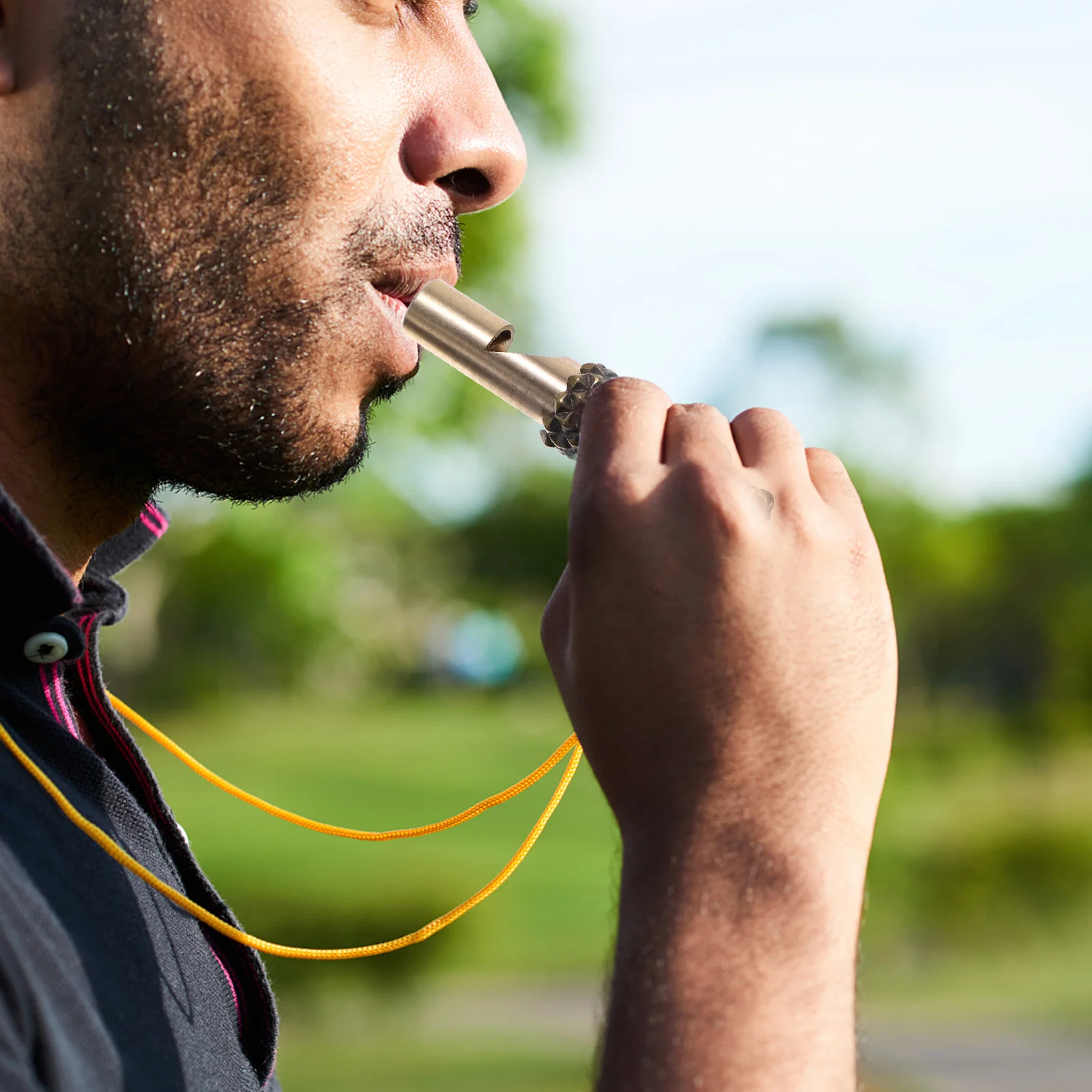 Cabeça de animal de bronze apito chaveiro alto sobrevivência de emergência acampamento caminhadas acessório ao ar livre portátil chifre de metal para professor