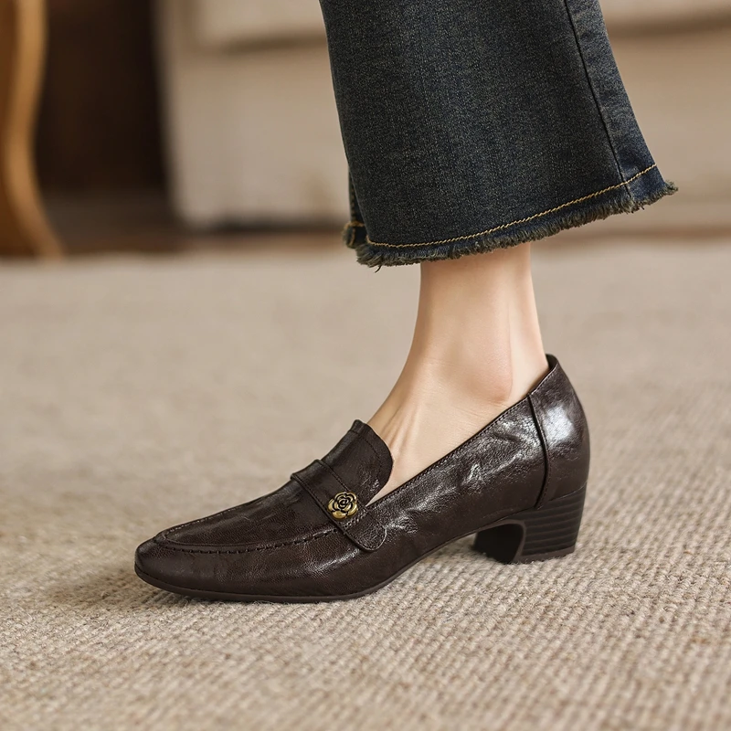 Women's New Spring and Autumn Genuine Leather Sheepskin Metal Accessories Medium Heel Large Retro loafers Fashion Shoes