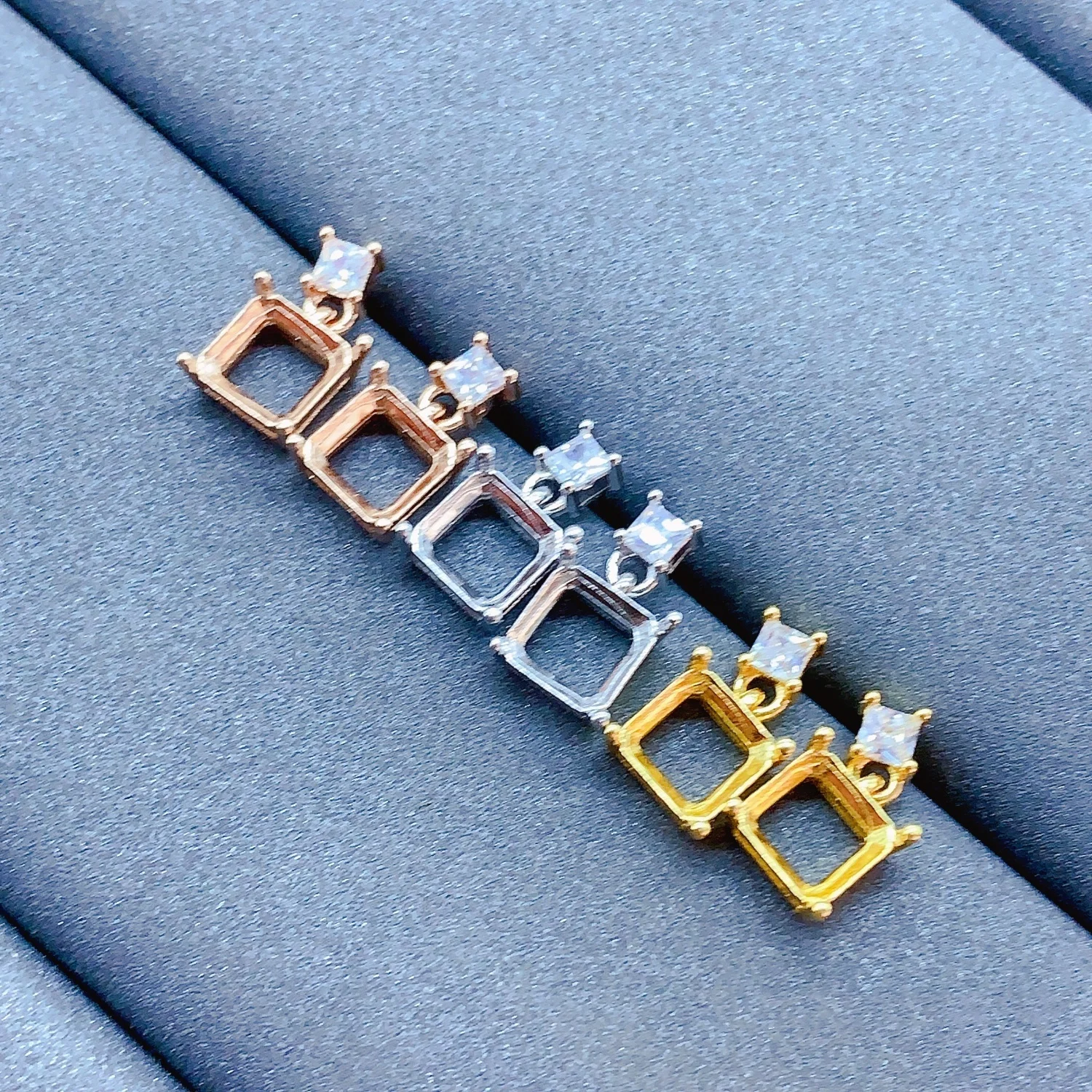 S925 Sterling Silver Inlay Pillow Shaped Square 6*6mm Simple Atmospheric Earrings Empty Support Diamond Jewelry Accessory