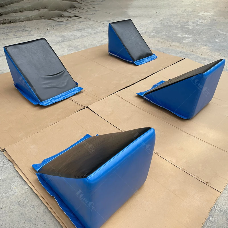 Amerykańskie stopnie gimnastyczne American Athletics G2N, skośne stopnie do ćwiczeń, tor przeszkód Ninja Warrior, zestaw do zabawy na miękkiej powierzchni, skośne czterostopniowe stopnie dla dzieci.