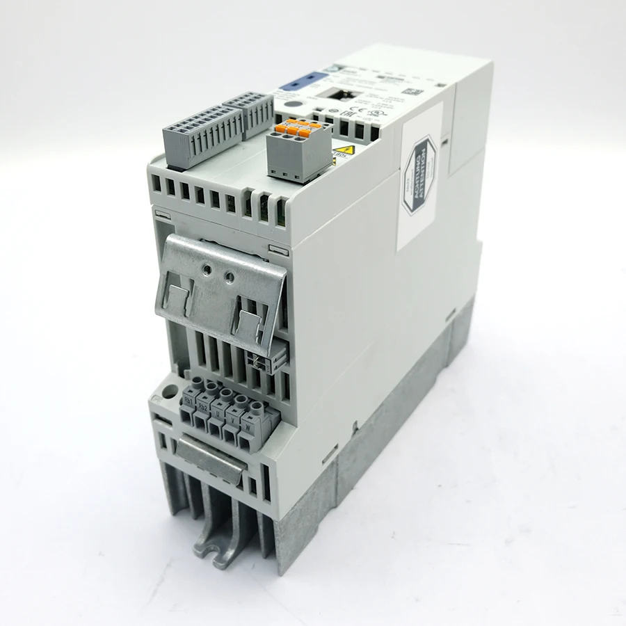 In Stock Lenze VFD E84AVSCE5512SX0 8400 StateLine C Seri Frequency Converter/Inverter Driv for PLC Programming