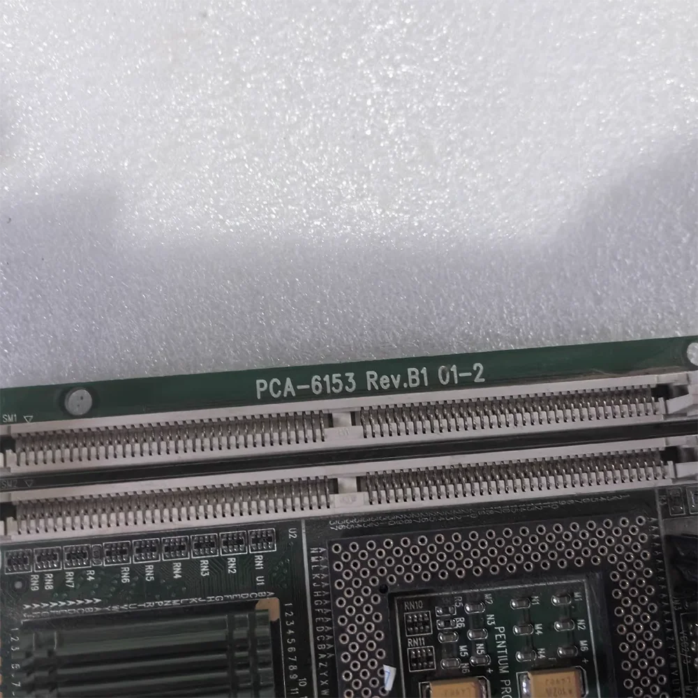 

Материнская плата промышленного управления ISA половинной длины PCA-6153 REV B1