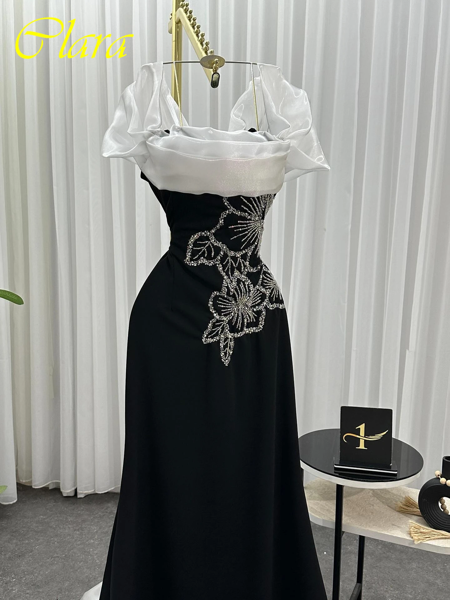 Vestido de noche clásico Formal personalizado con cuello barco y manga casquillo, vestidos para ocasiones a medida delicados, vestido de fiesta elegante a la moda