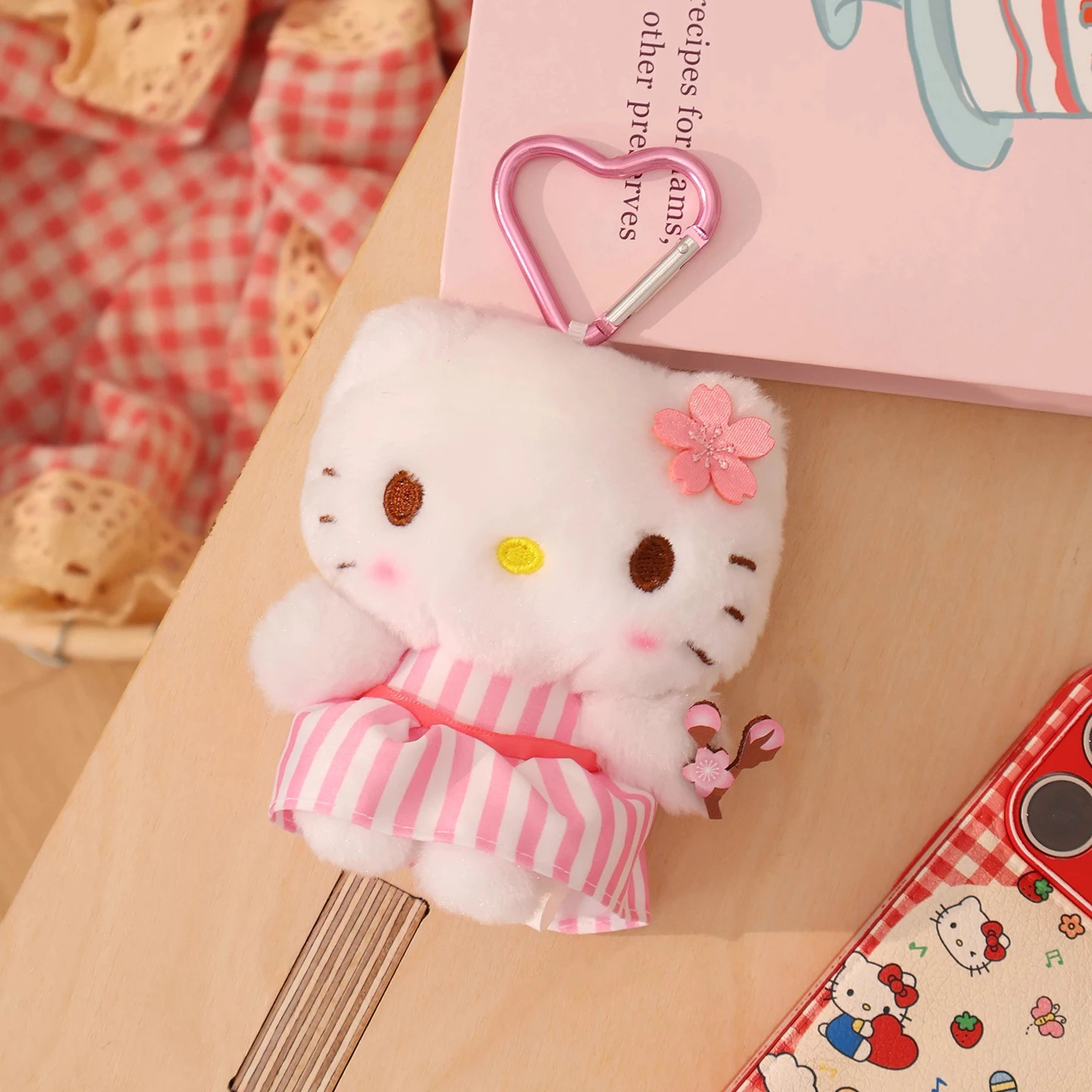Sanrio Peluche Hello Kitty Kuromi Melody Cinnamoroll Stuffed Toys Pendant Cute Plush Toys Keyring Anime Keychain Birthday Gift