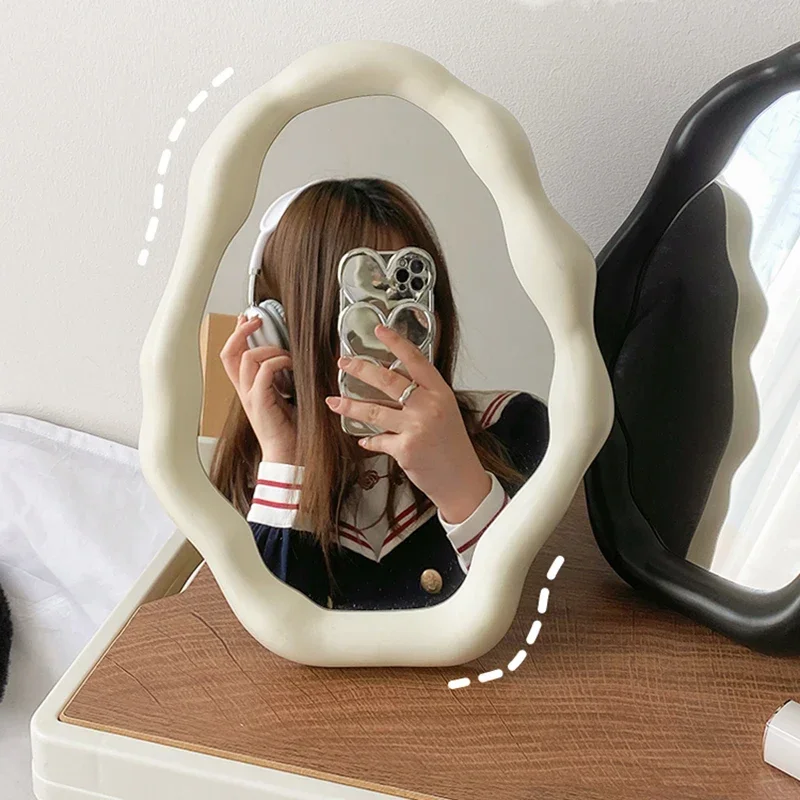 

Girls Wavy Mirror Items Vanity Shower Bedroom Luxury Cosmetics Barber Mirror Asymmetrical Spiegel Wand Living Room Decorations