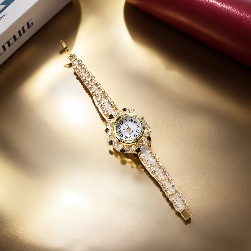 جديد أزياء المرأة كوارتز ساعة فاخرة حجر الراين مجوهرات سبيكة السيدات الإسورة ساعات يد أنيقة الإناث ساعة reloj mujer
