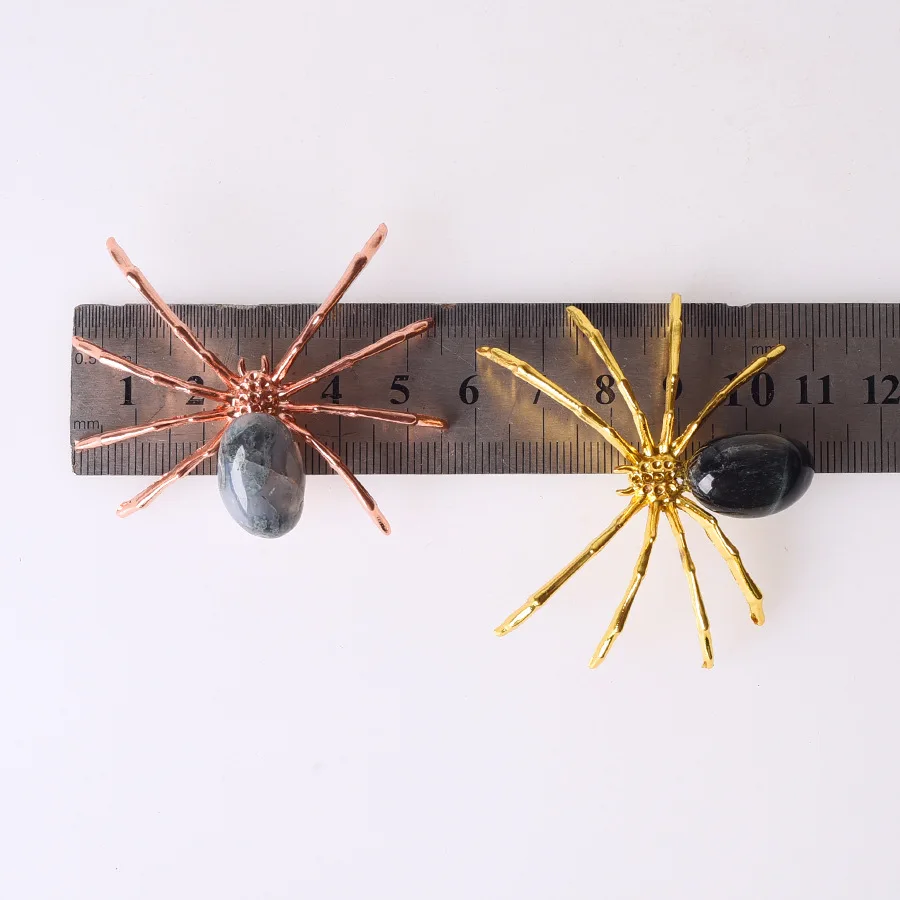 1PCS Halloween Spider Random Color Crystal Ball Alloy Spider Hand-Made Spider Animal for Halloween Jeweley DIY Home Decor Gift