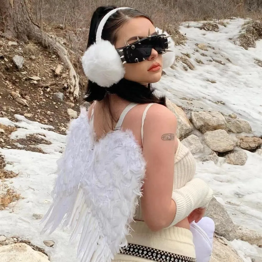 Steampunk Y2K إطار كبير مسمار برشام النظارات الشمسية النساء للرجال خمر الشرير العلامة التجارية الفاخرة مصمم نظارات شمسية الاتجاه قطعة واحدة الظل