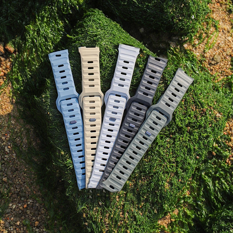 Silicone Strap For Apple Watch band 49mm 45mm 41mm Rubber bracelet 40mm 44mm 38mm 42mm for iWatch series 3 5 6 se 7 8 Ultra band