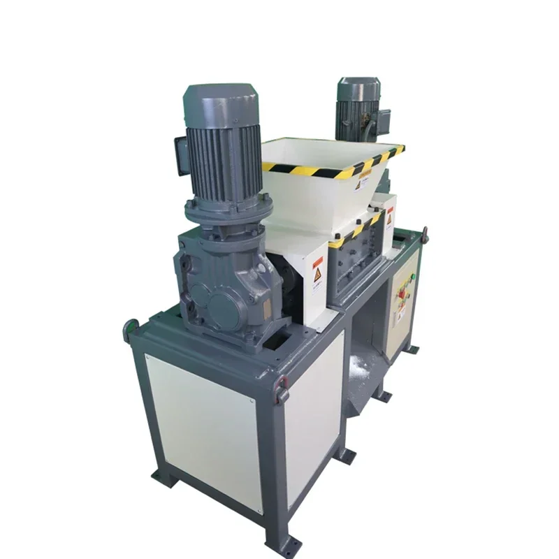 DB300  Kitchen Waste Biaxial Shredding Machine 380V Wood Fracture Machine Paint Bucket Carton Plastic Bottle Cans Shredder