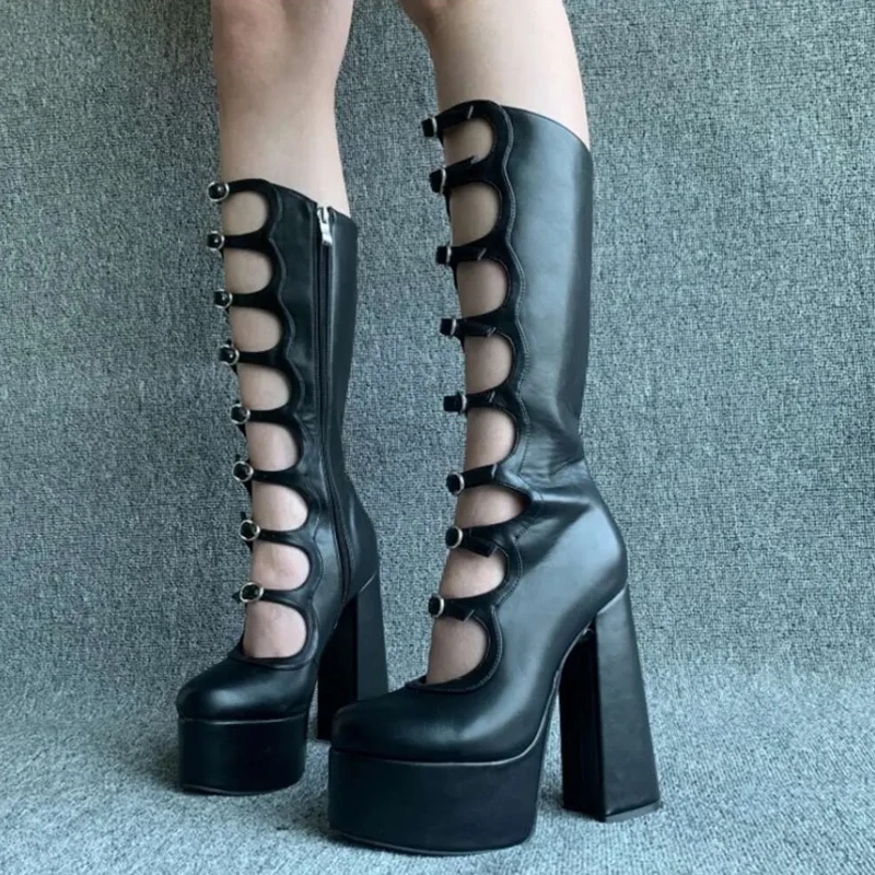 

Женские ботинки до середины икры на полой платформе с несколькими пряжками, зима 2026, модные летние ботинки на толстой подошве в стиле панк на блочном каблуке