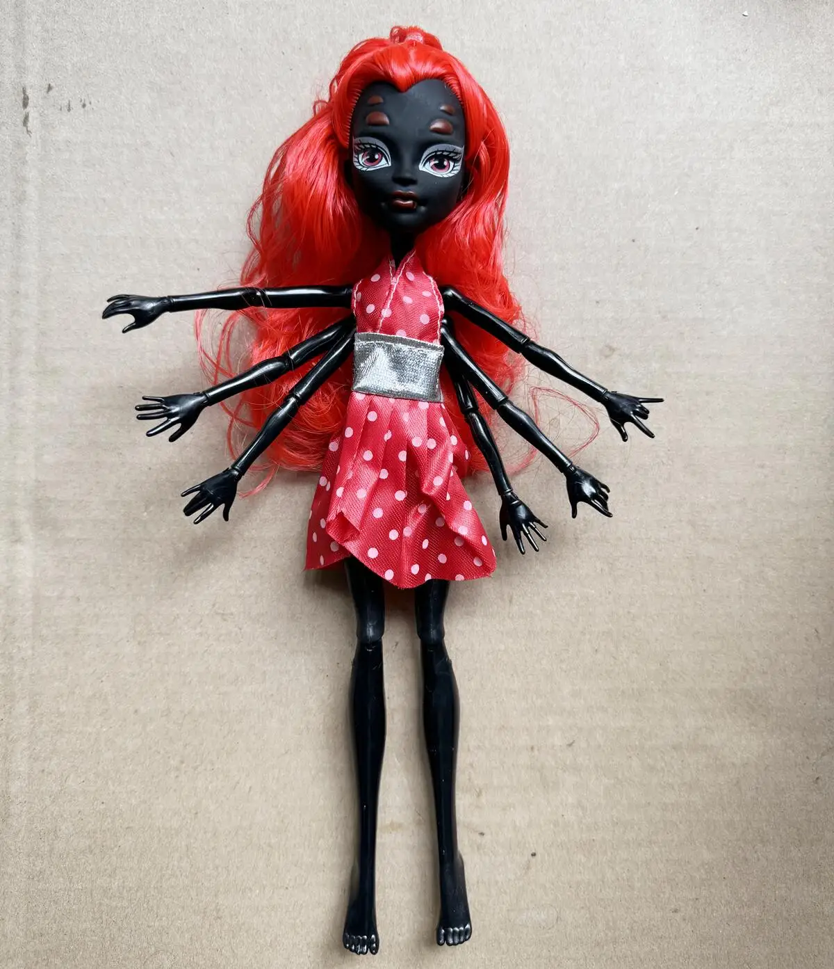 دمية مونستر 30 سم عنكبوت أسود 6 مفاصل يدوية هدايا أطفال متحركة #2