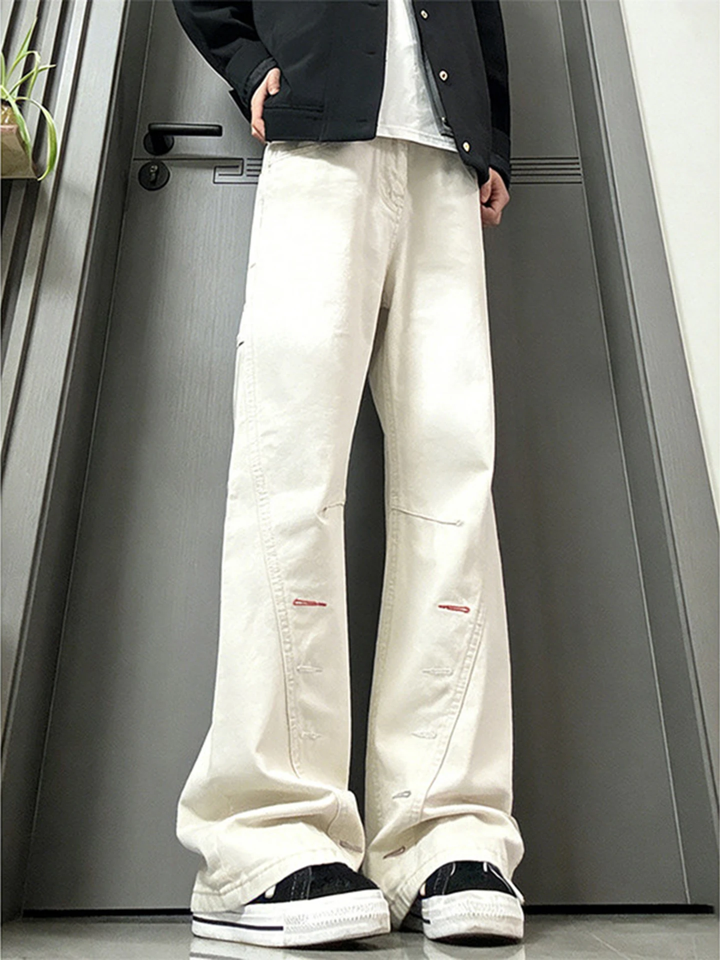 

American Style Embroidered White Slant Cut Knife Jeans Men Spring High Street Vibe Slimming Micro Flared Straight Leg Pants