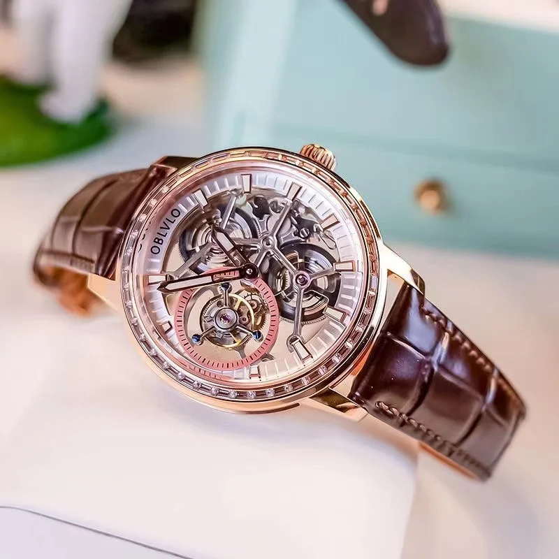 ساعة ميكانيكية للرجال من OBLVLO، ساعة رجالية مضيئة، ساعة ميكانيكية أوتوماتيكية بالكامل للرجال على طراز الأعمال الكلاسيكية.