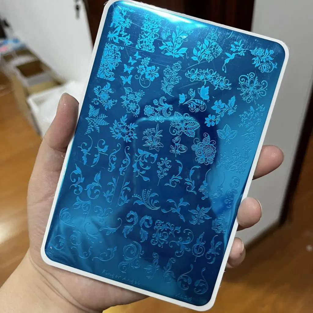 9.5X14.5cm Christmas Flower/Face/Leaf Nail Art Stamping Plate Professional Geometric Nail Art Template DIY Nail Printing Stenci