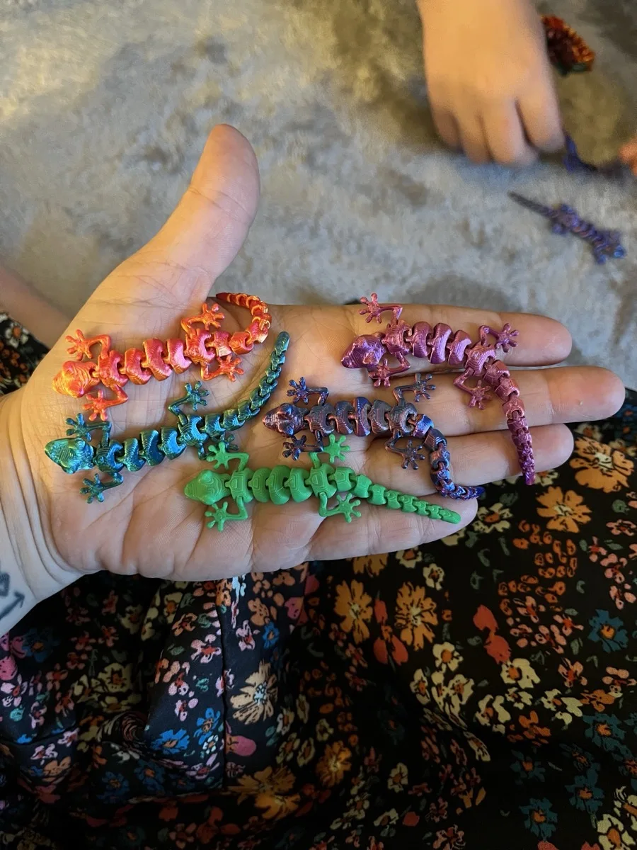 15/30 pieces - 3D Printed Random Gradient Decorated Geckos, 3D Printed Toys, Decorative Mini Statues, Handcrafted Art Home Decor image 4