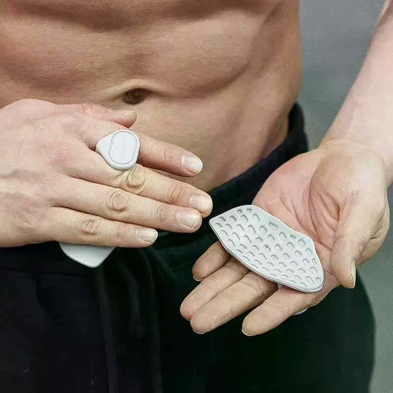 Breathable Silicone Hand Grips Weightlifting Palm Protector Fitness Accessories for Pull Up Gym Bodybuilding Men Women