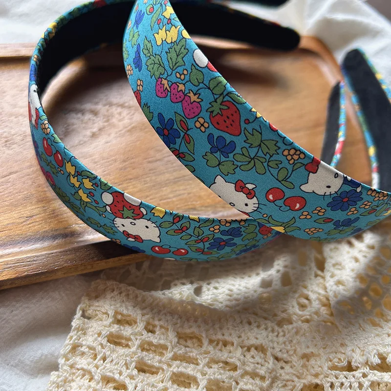 

Sanrio Retro Hello Kitty Floral Hairband Hair Loop Sweet Girl Joker Headdress Cute Kitty Cat Hairband Hair Hoop Scrunchies