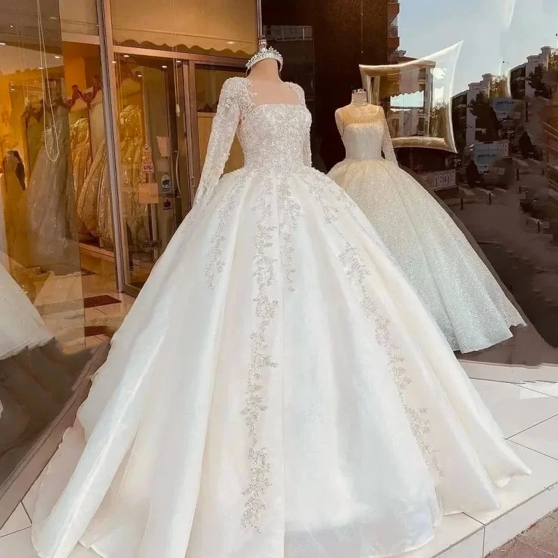 فستان زفاف فاخر بياقة مربعة مطرز من التول للنساء ثوب حفلة بأكمام طويلة ذيل محكمة ثوب زفاف فيستدوس دي نوفيا مخصص