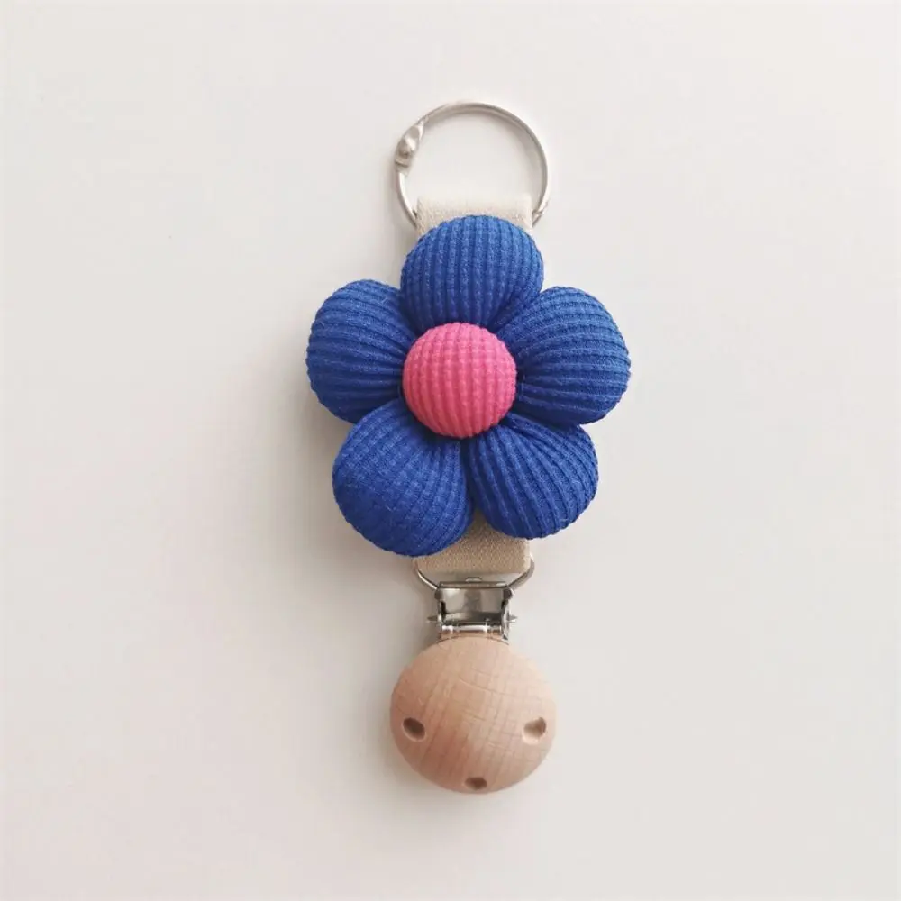 

Anti-lost Cotton Flower Hat Clip Portable Hat Storage Wood Clip Travel Hat Holder Hanging on Bag Organizer Gadget Hiking